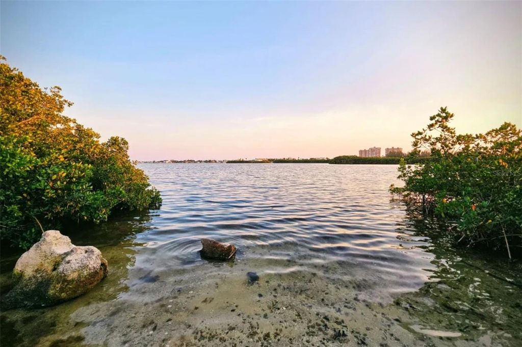 Photo of 13798 74th Avenue, Seminole, FL 33776 (MLS # TB8478266)