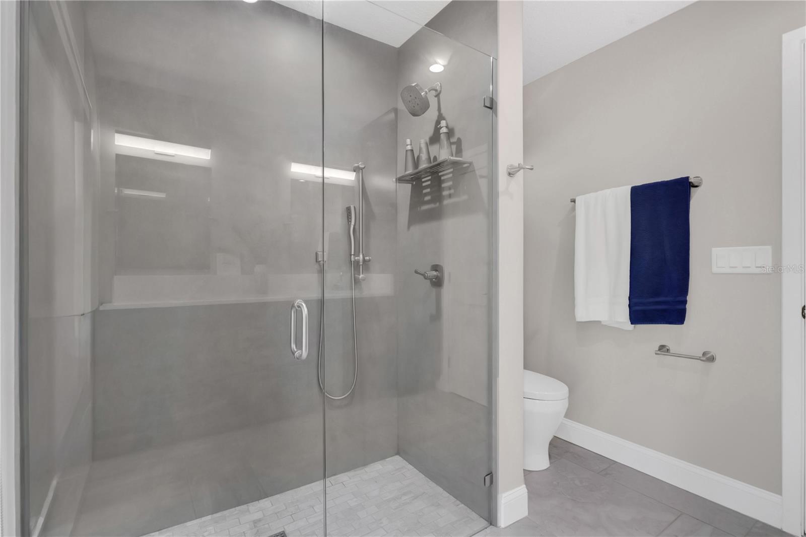 SWEETWATER OAKS SEC 11 - Residential