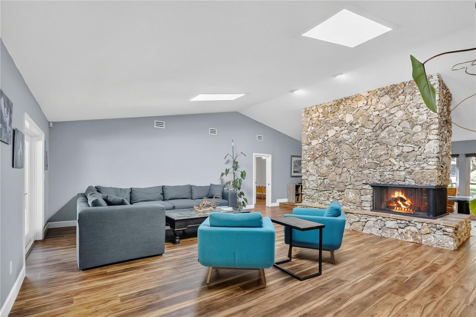 SWEETWATER OAKS SEC 11 - Residential