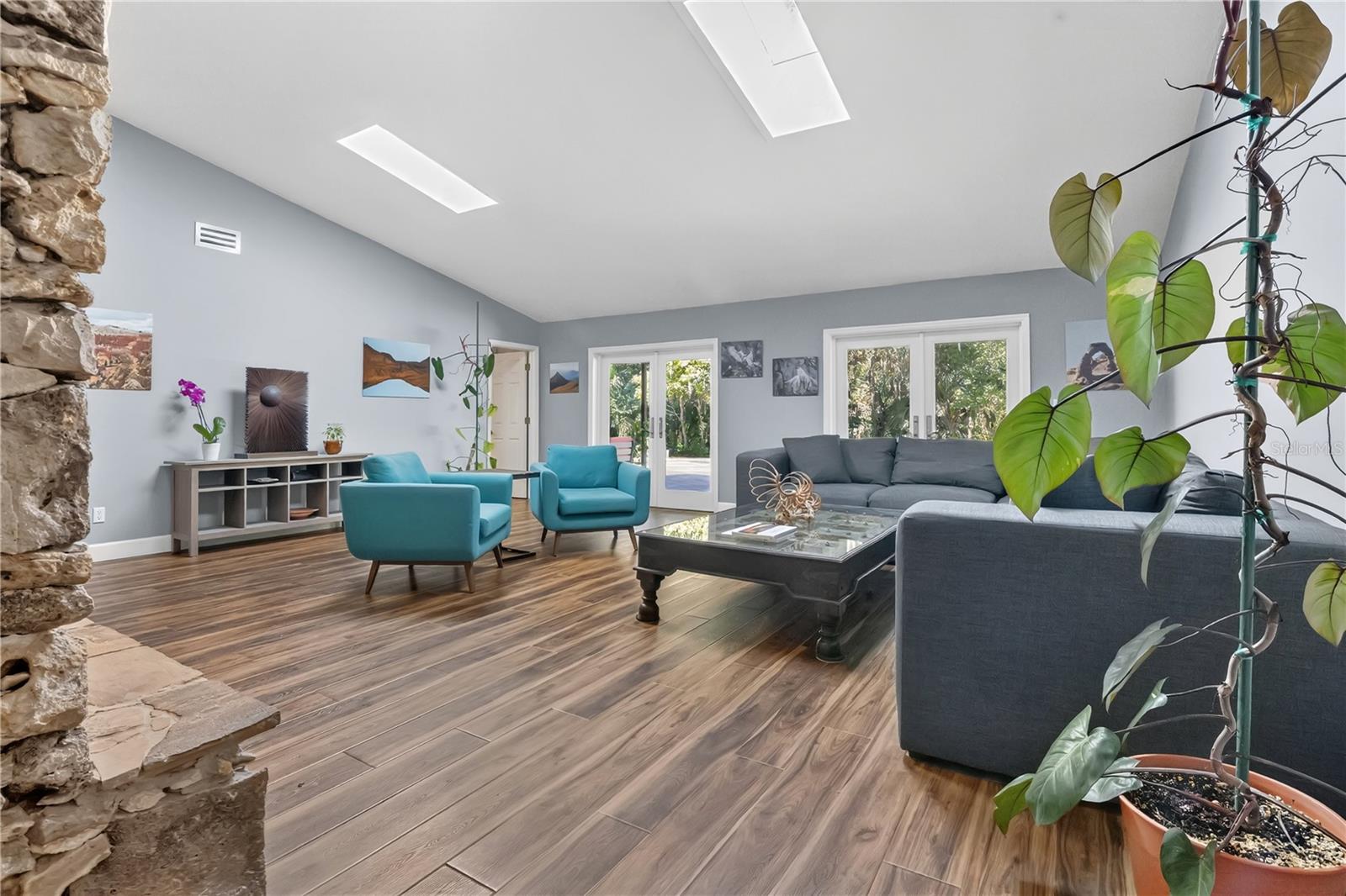 SWEETWATER OAKS SEC 11 - Residential