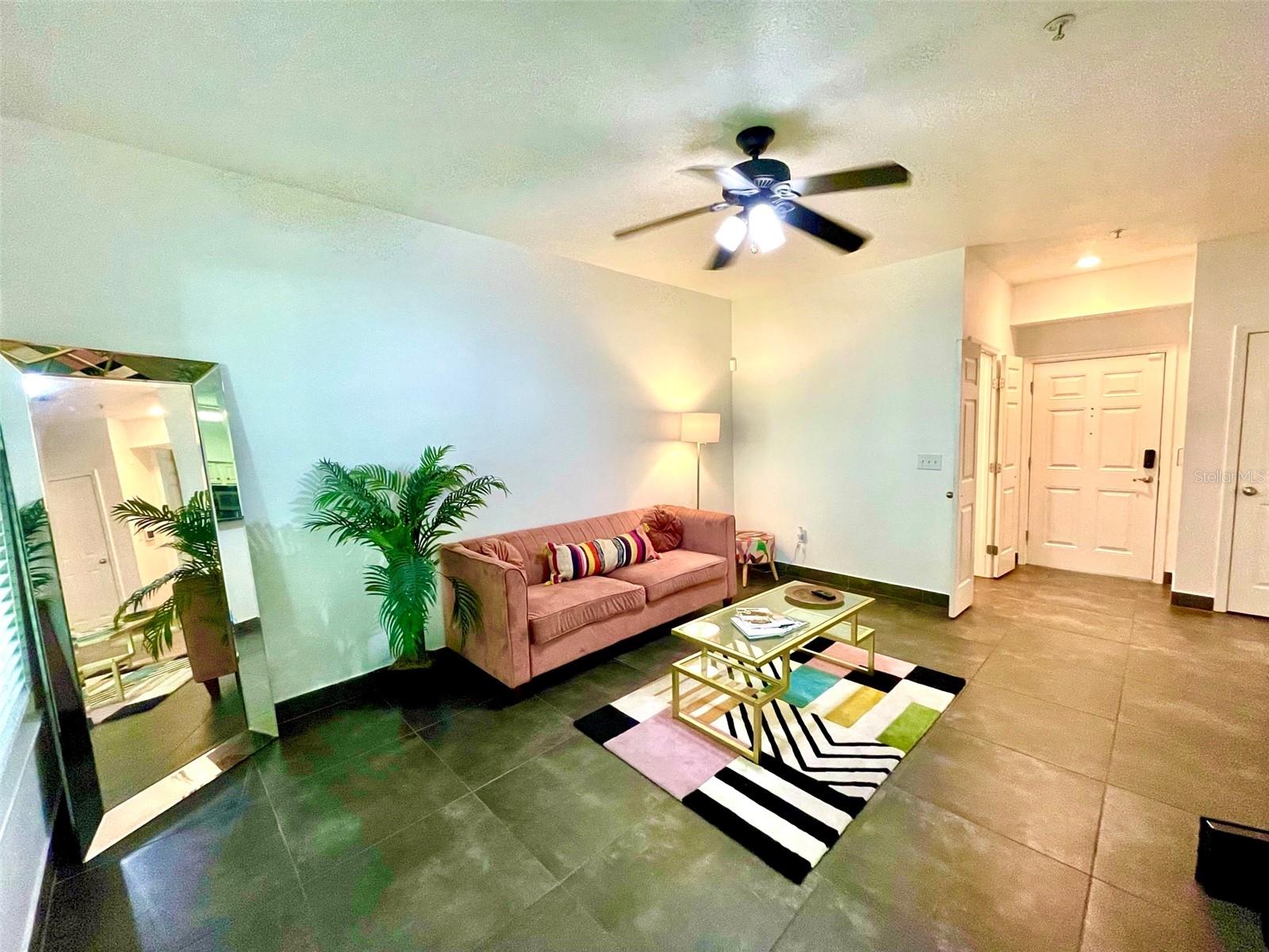 1810 E PALM AVENUE 6103