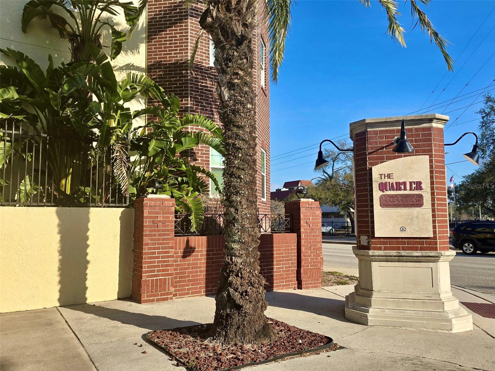 1810 E PALM AVENUE 6103