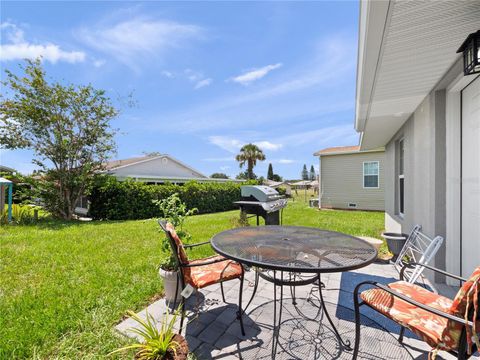 A home in LAKE WALES