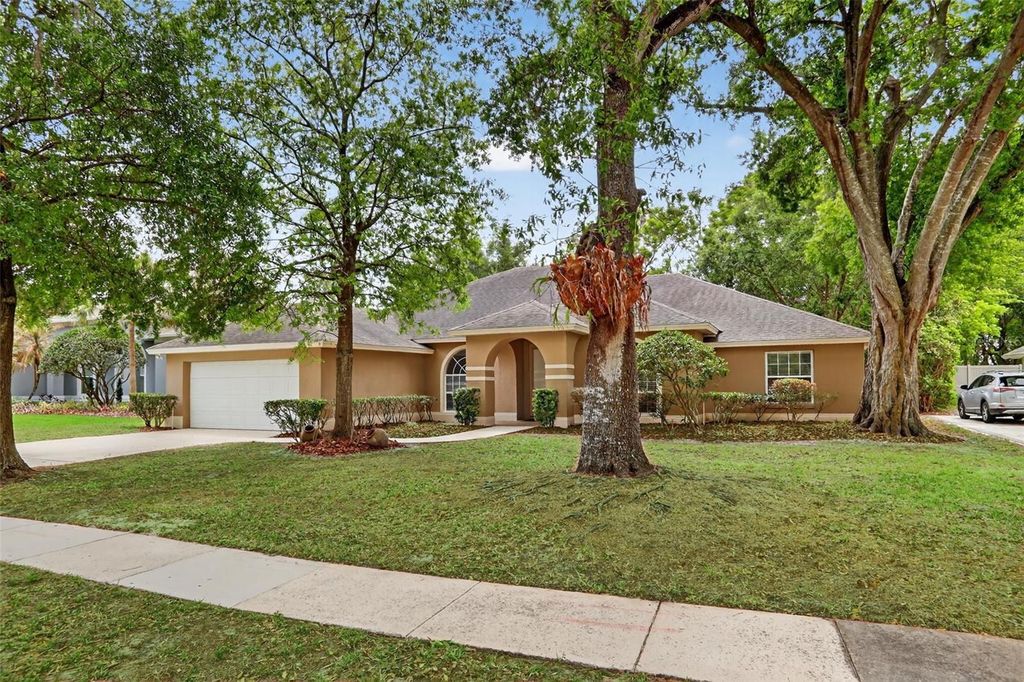 Photo of 8852 Great Cove Drive, Orlando, FL 32819 (MLS # O6396125)