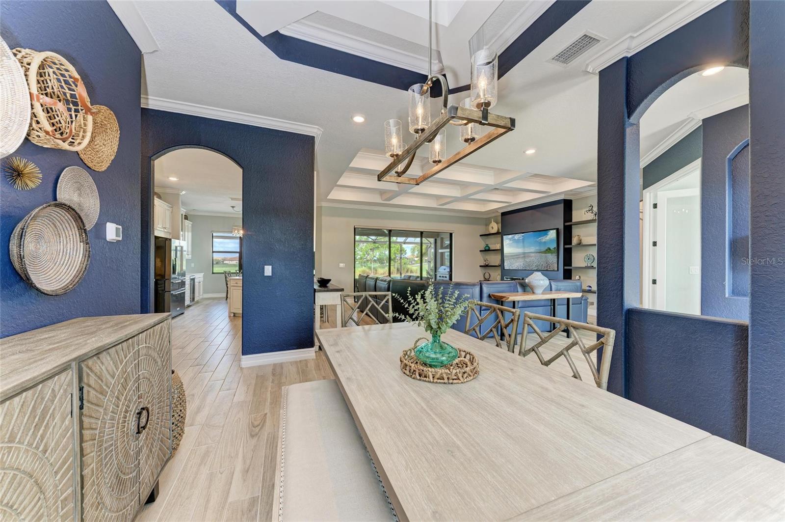 LAKEWOOD NATIONAL - Residential