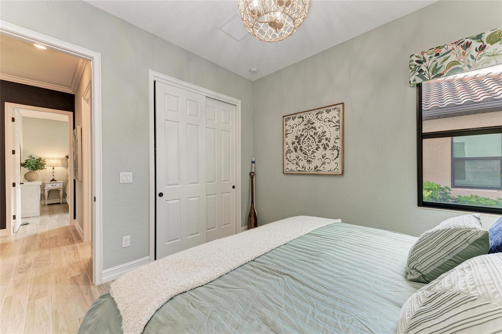 LAKEWOOD NATIONAL - Residential