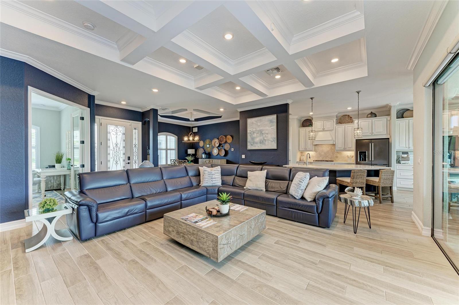 LAKEWOOD NATIONAL - Residential