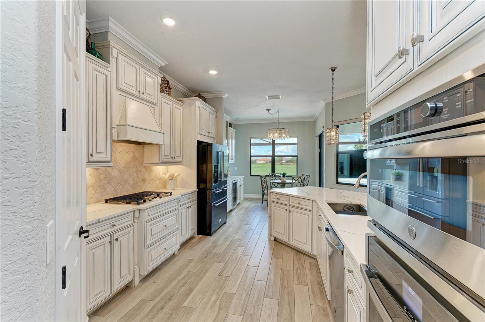 LAKEWOOD NATIONAL - Residential