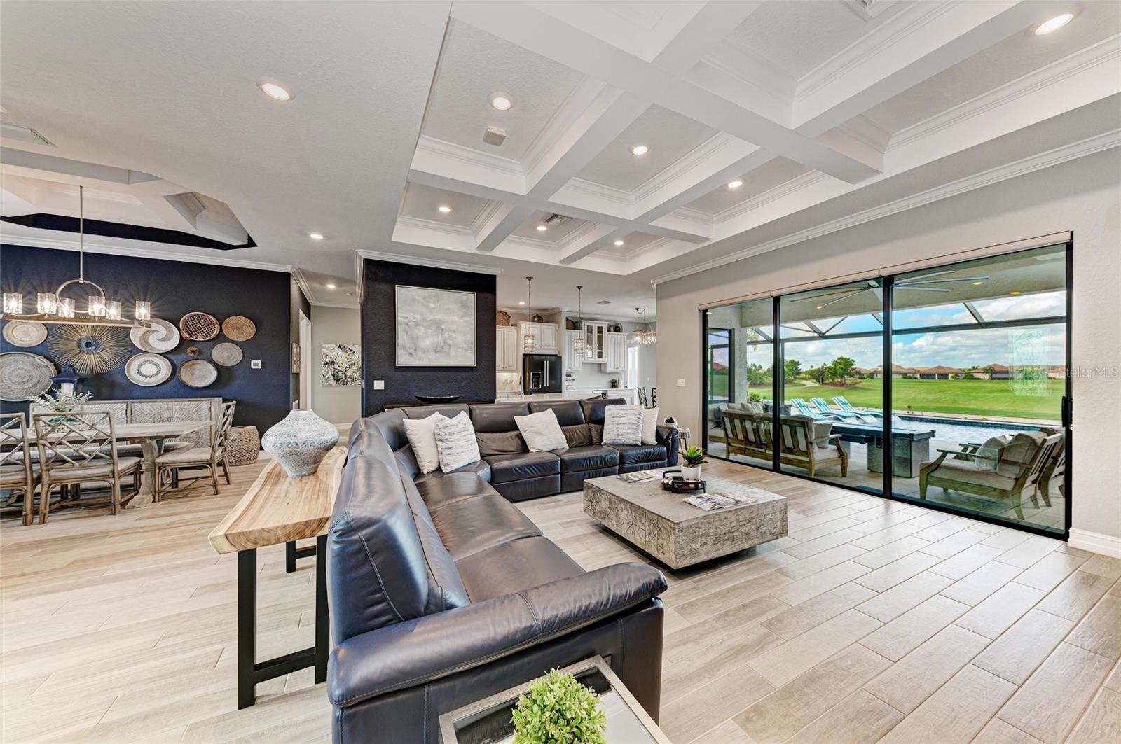 LAKEWOOD NATIONAL - Residential