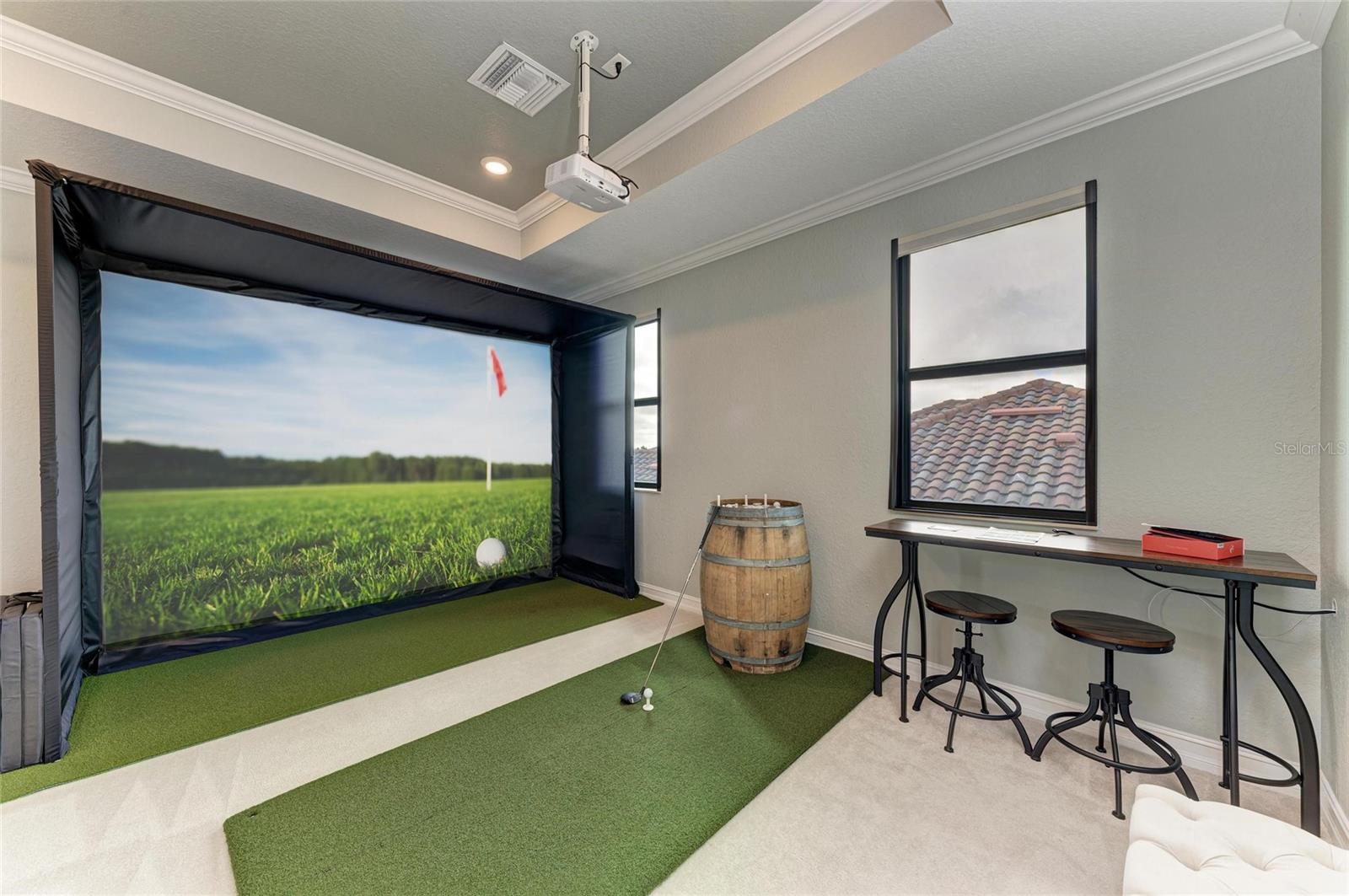 LAKEWOOD NATIONAL - Residential