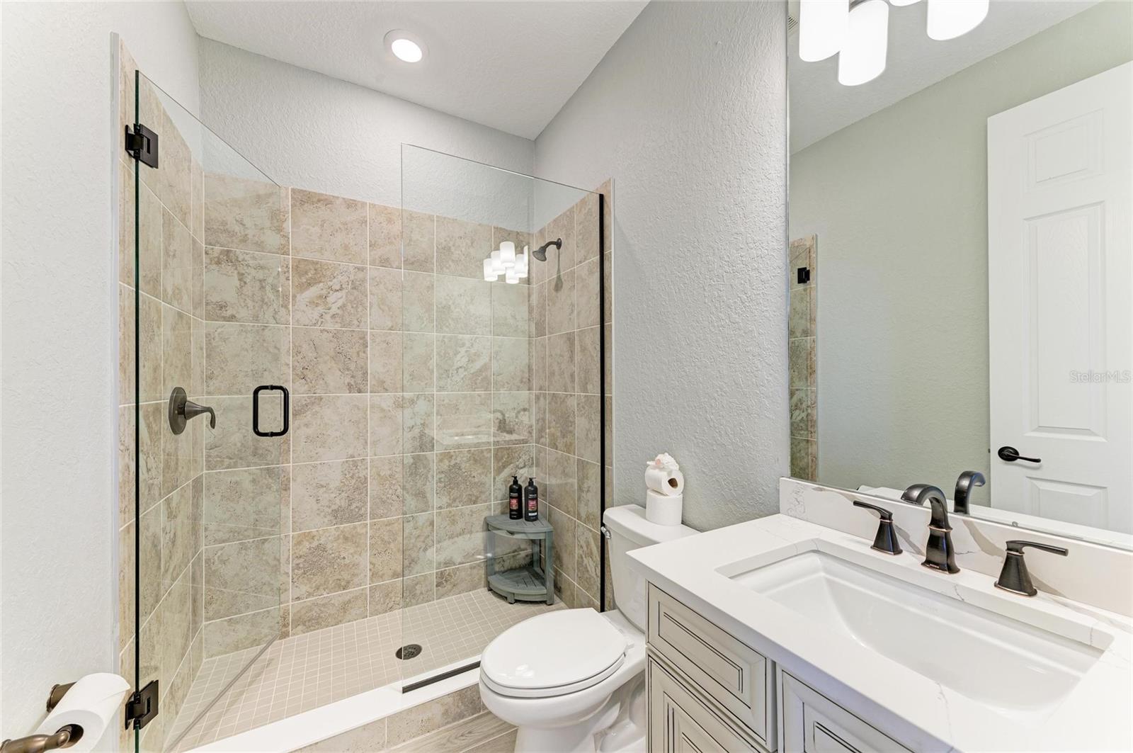 LAKEWOOD NATIONAL - Residential