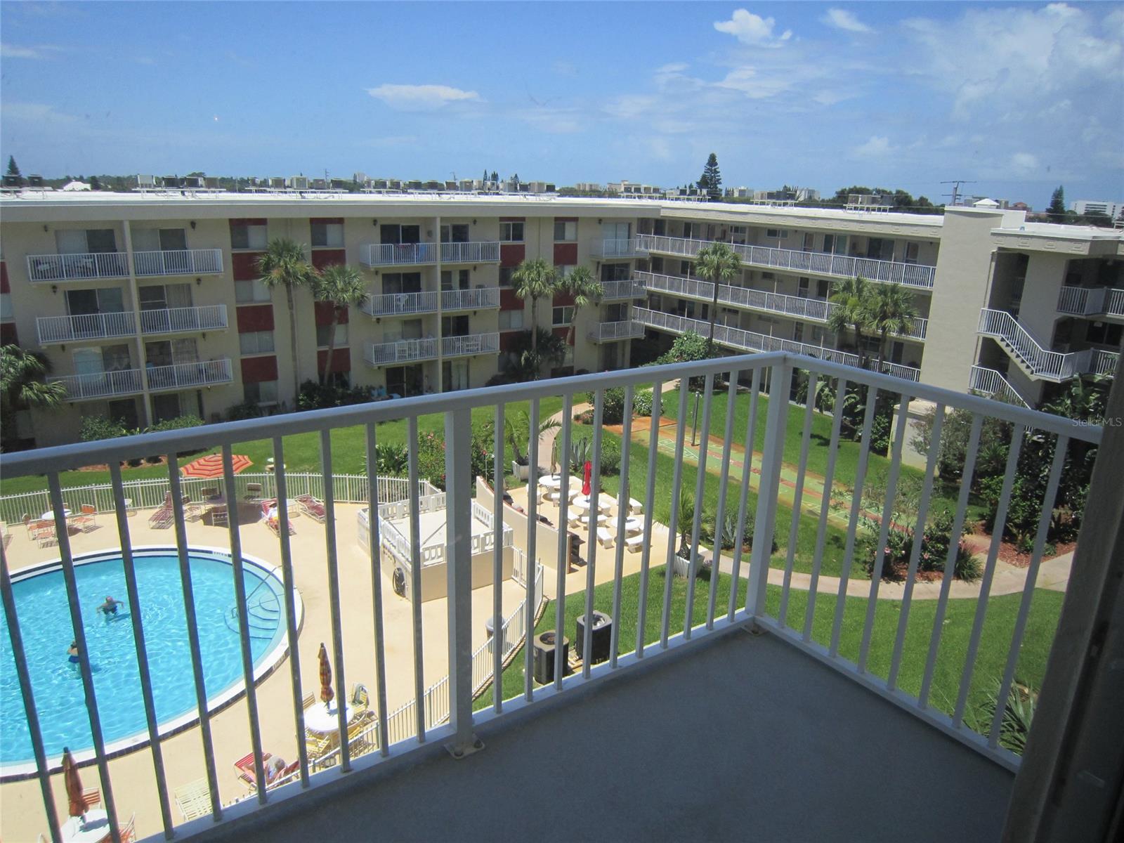 Riverside Condo - Residential