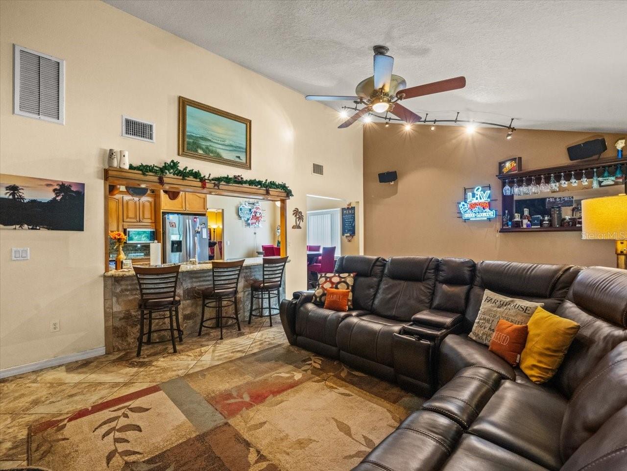 EAGLEBROOK - Residential