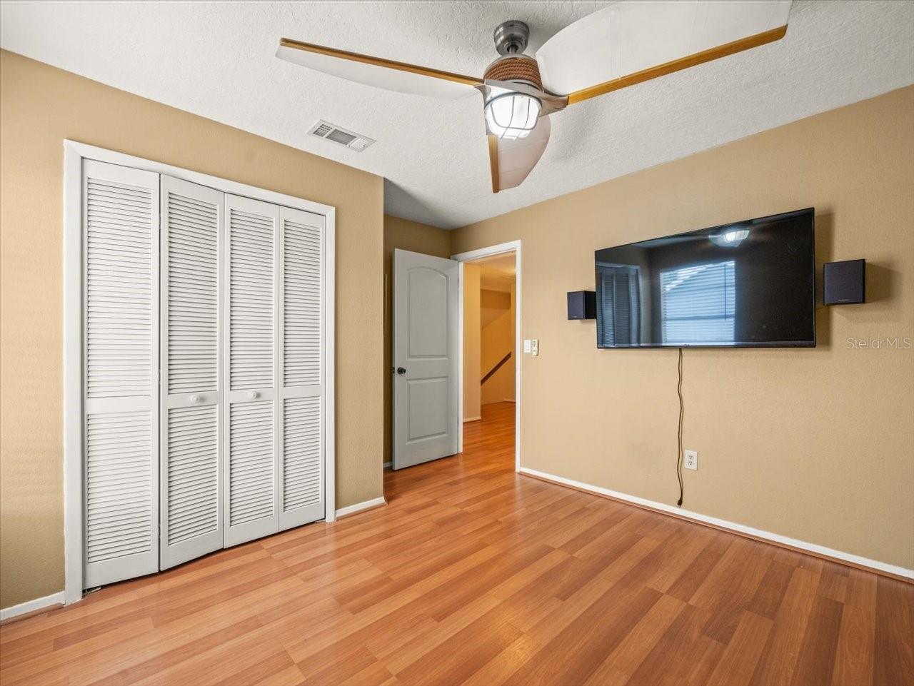 EAGLEBROOK - Residential