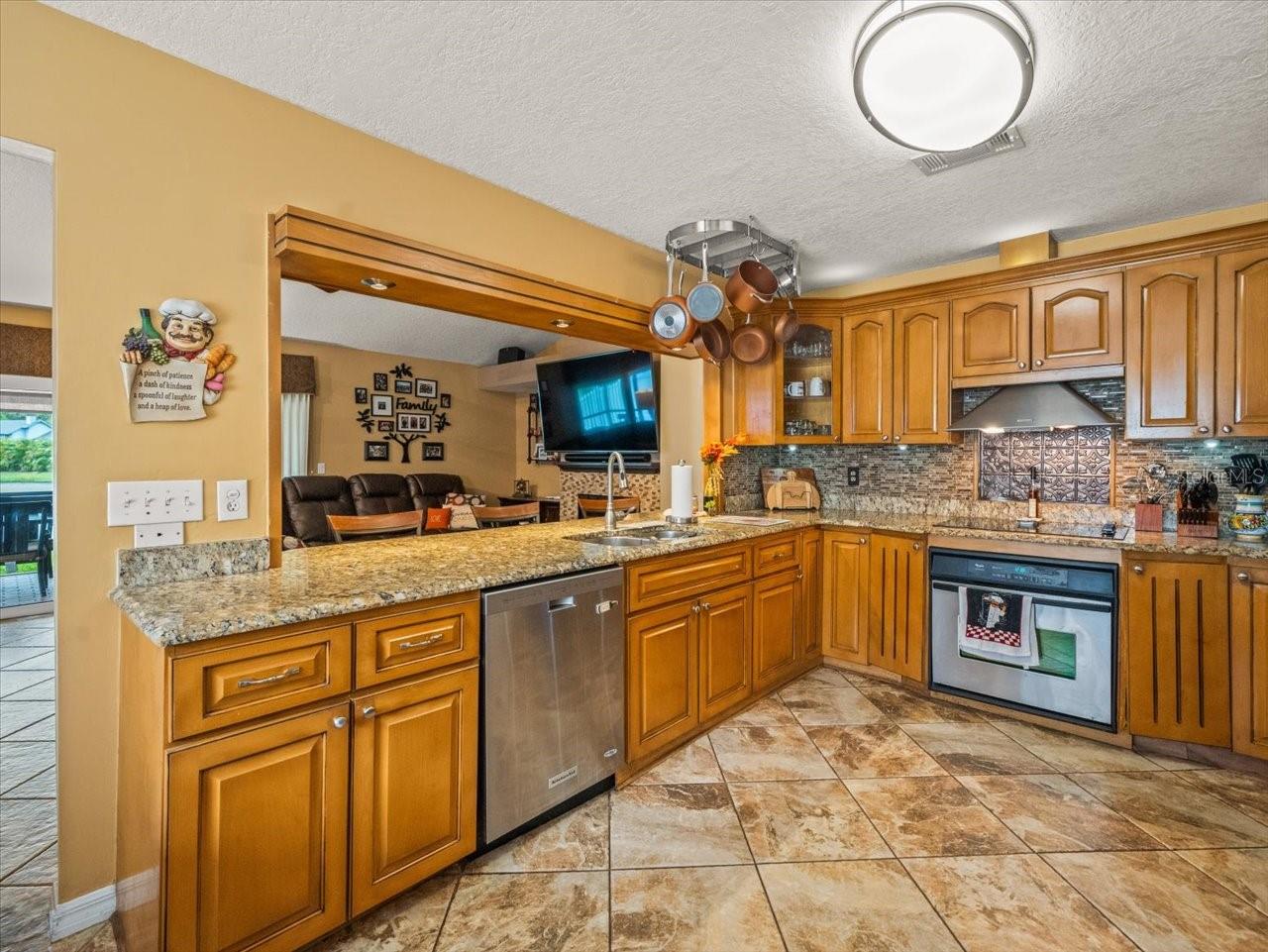 EAGLEBROOK - Residential