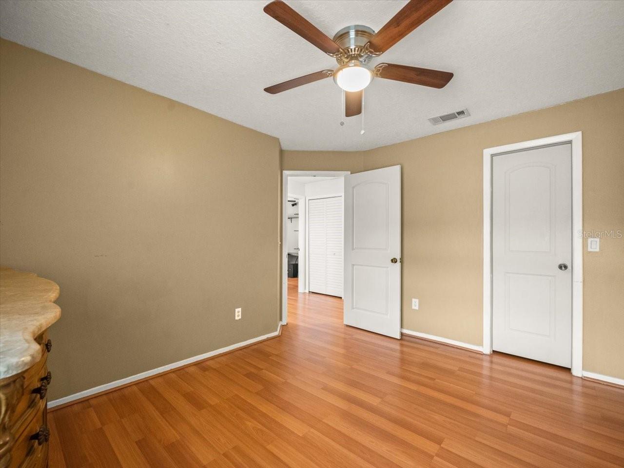 EAGLEBROOK - Residential
