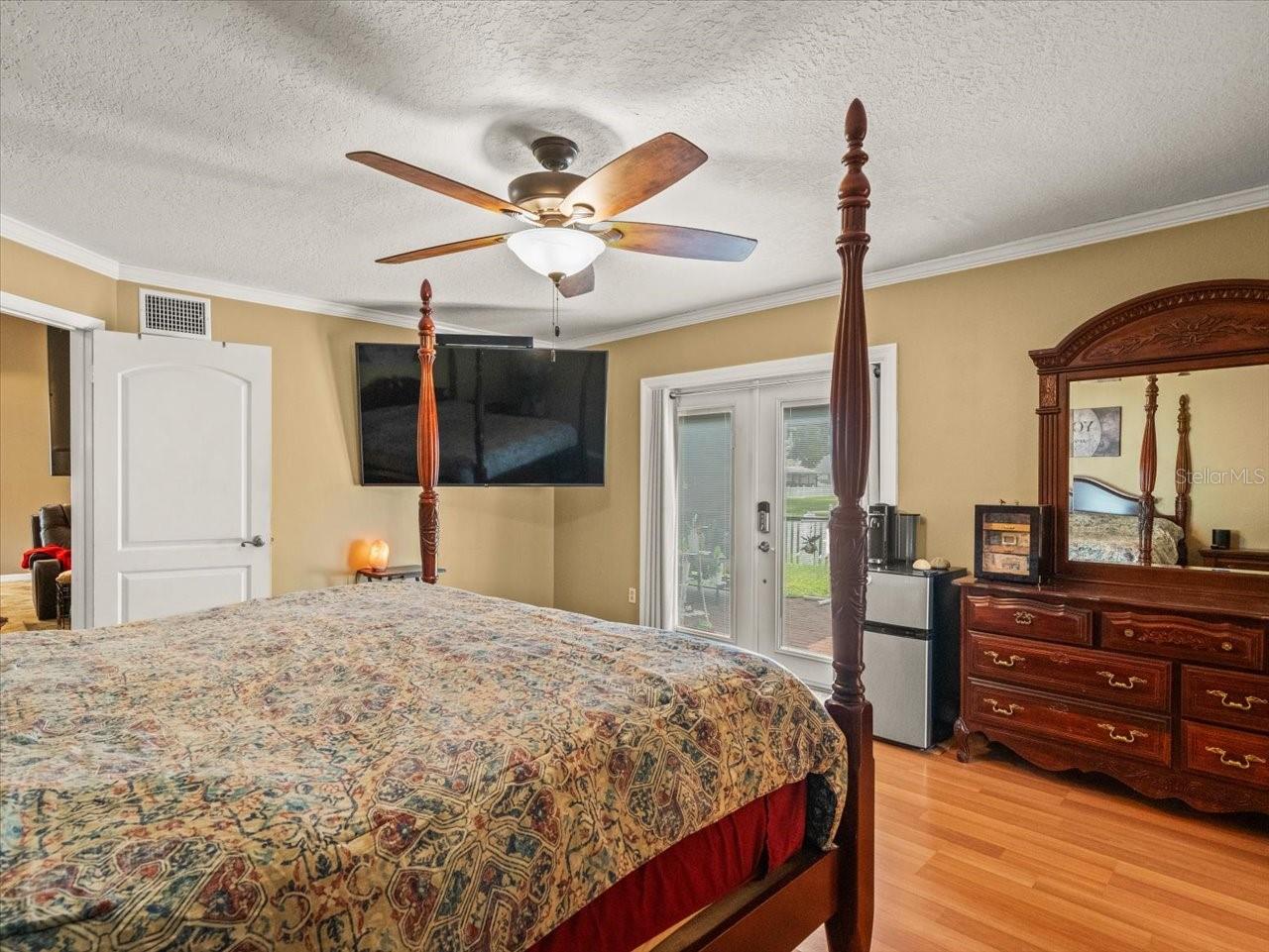 EAGLEBROOK - Residential
