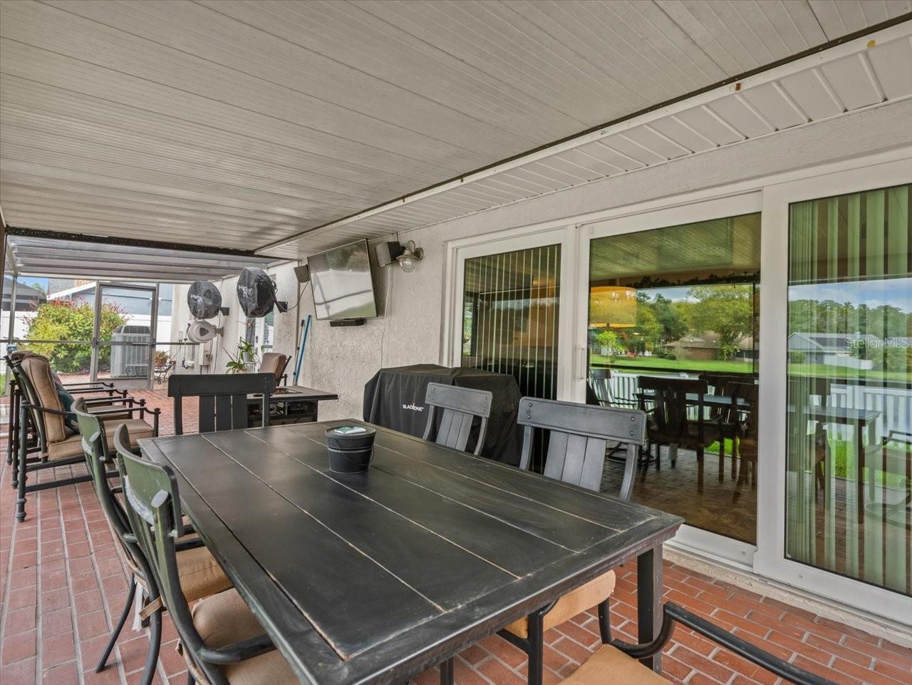 EAGLEBROOK - Residential
