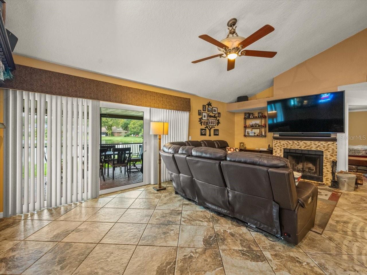 EAGLEBROOK - Residential