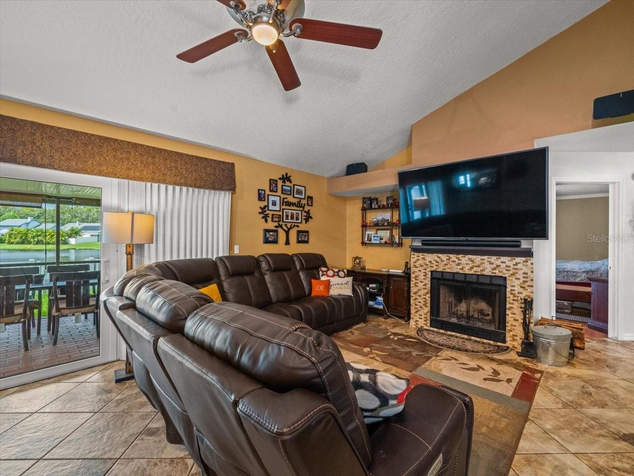 EAGLEBROOK - Residential