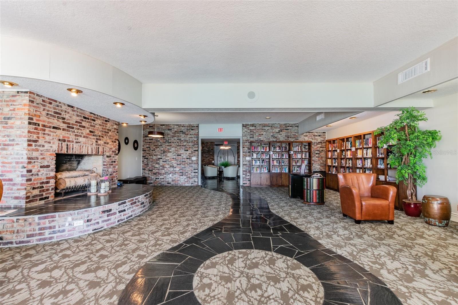 BAYWAY ISLES POINT BRITTANY THREE - Residential
