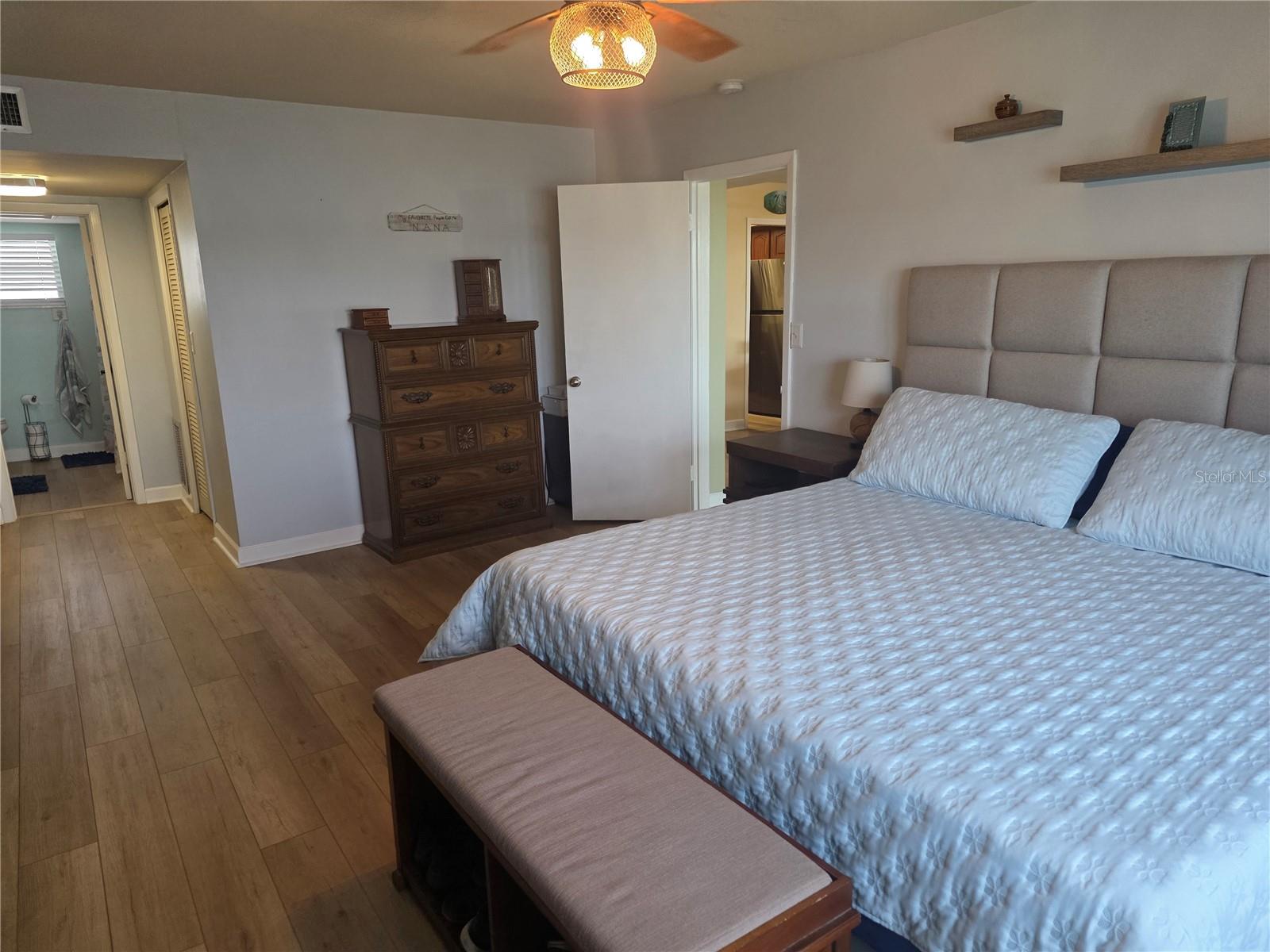 BAYWAY ISLES POINT BRITTANY THREE - Residential