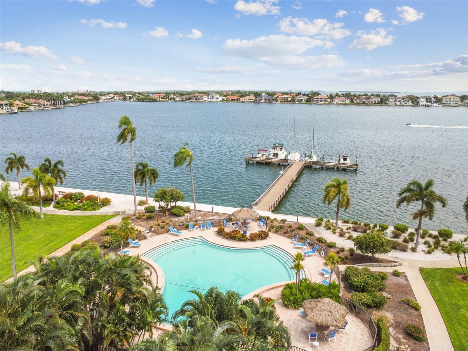 BAYWAY ISLES POINT BRITTANY THREE - Residential