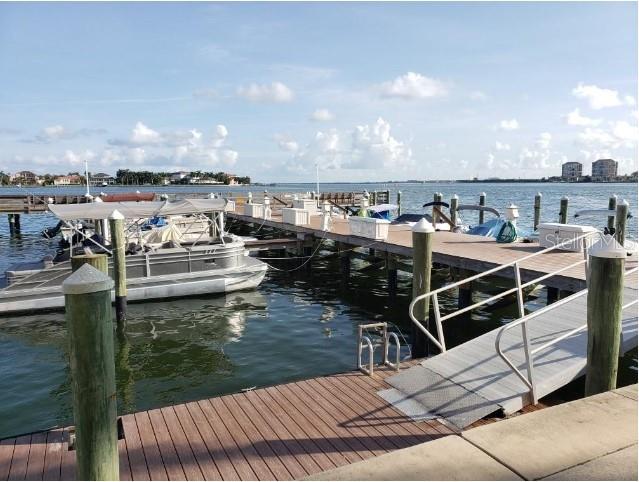 BAYWAY ISLES POINT BRITTANY THREE - Residential