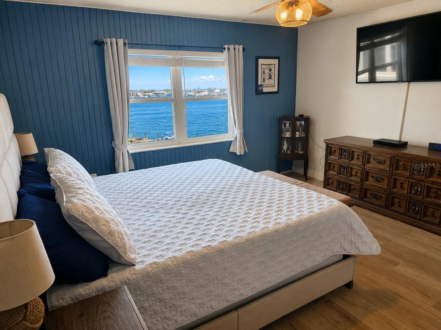 BAYWAY ISLES POINT BRITTANY THREE - Residential