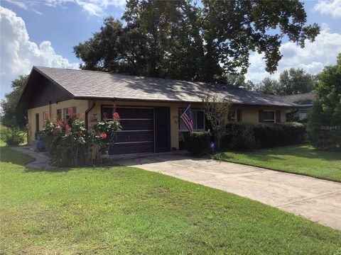 A home in BROOKSVILLE