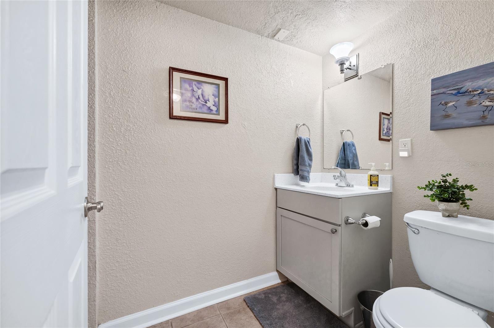 LA COSTA BRAVA LAKESIDE - Residential