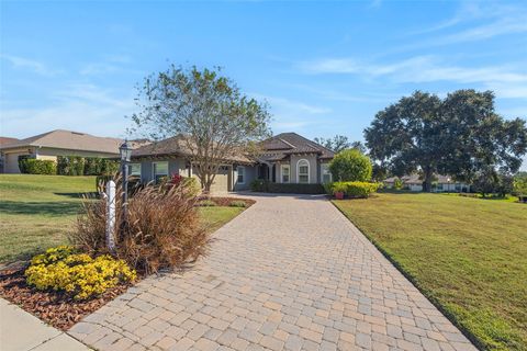 Photo of 39500 Hillrise Lane, Lady Lake, FL 32159 (MLS # G5104560)