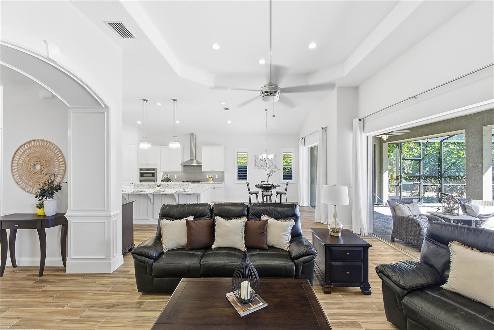 HARBOR HILLS - Residential