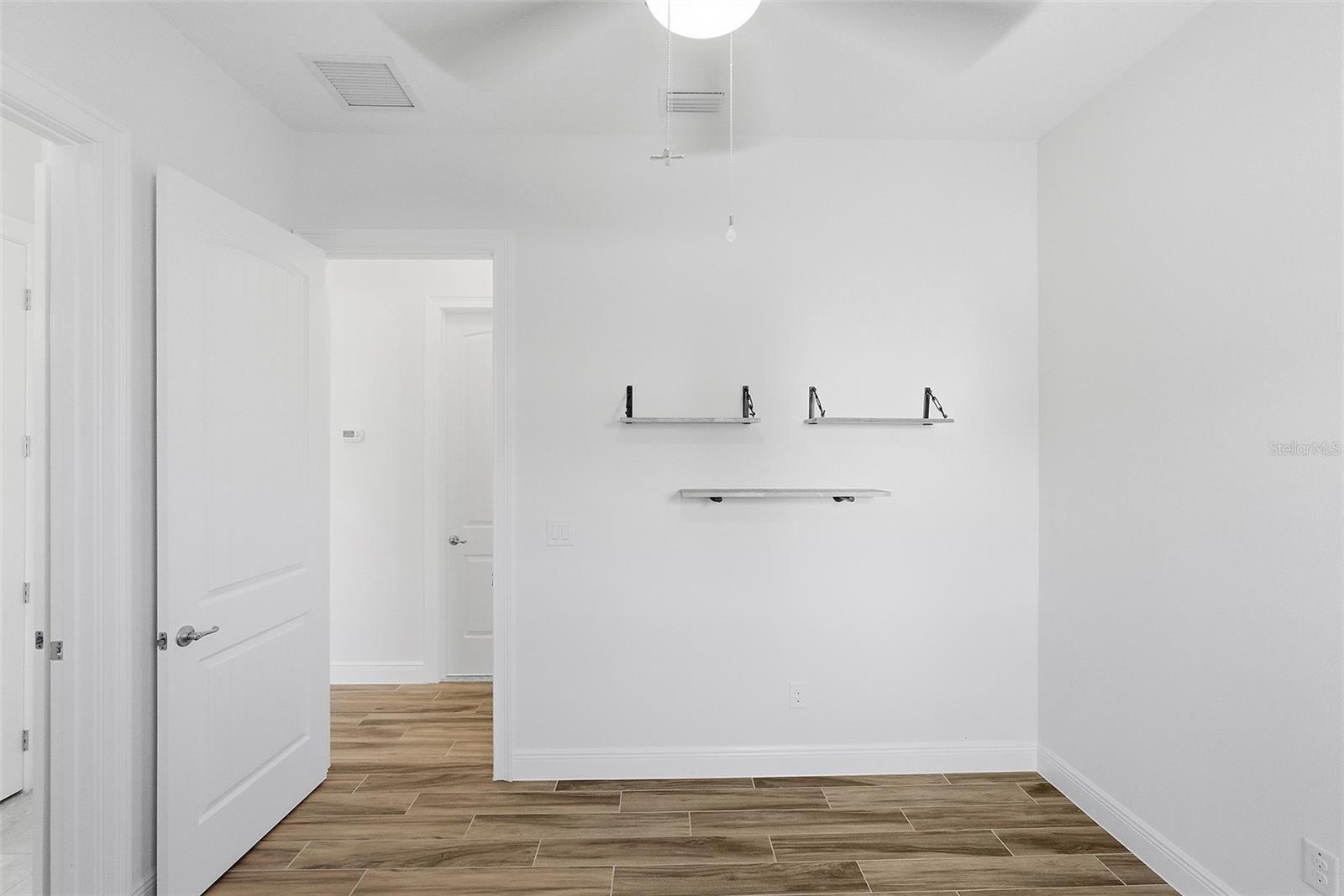 HARBOR HILLS - Residential