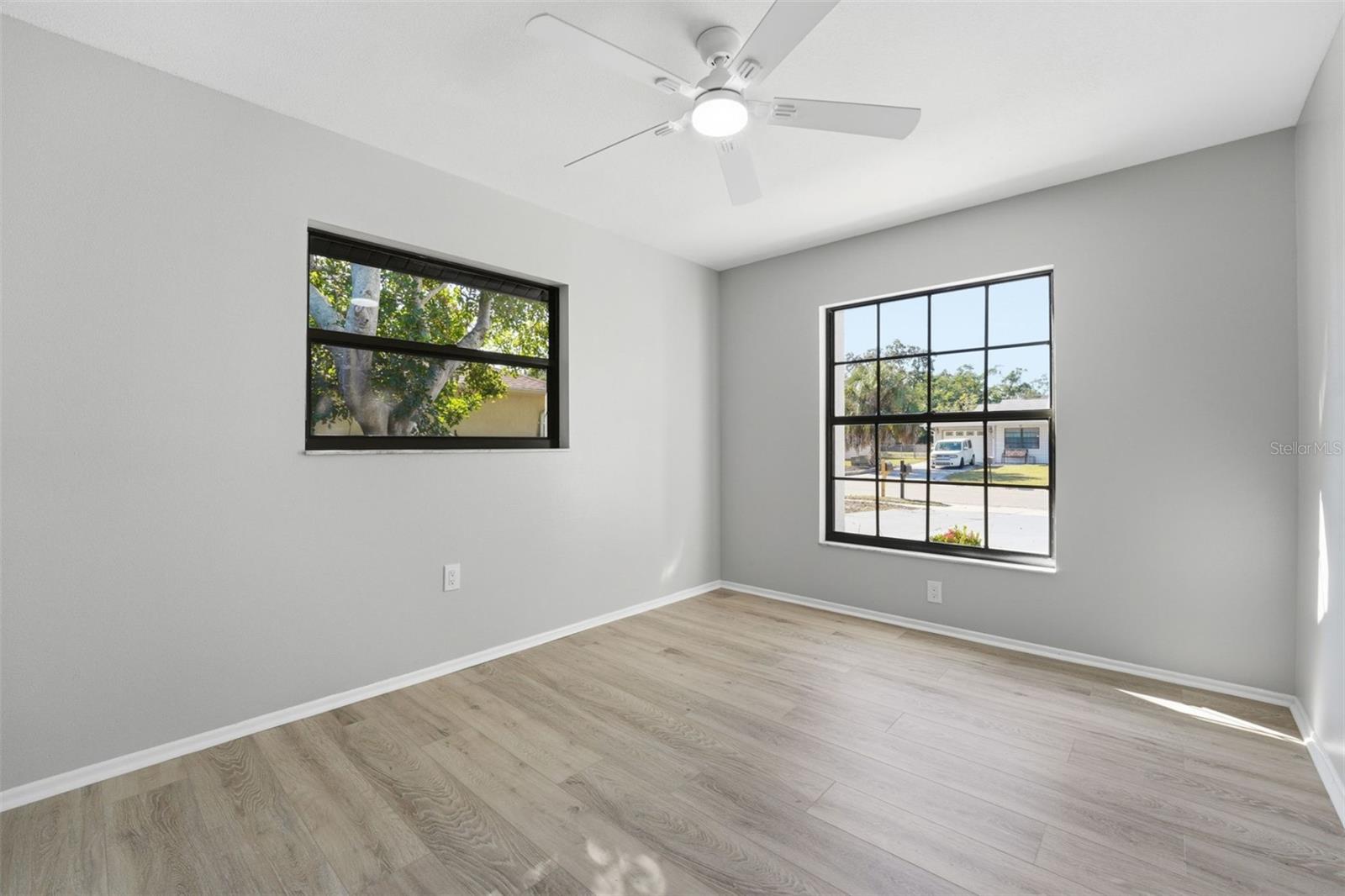 DEER HOLLOW - Residential