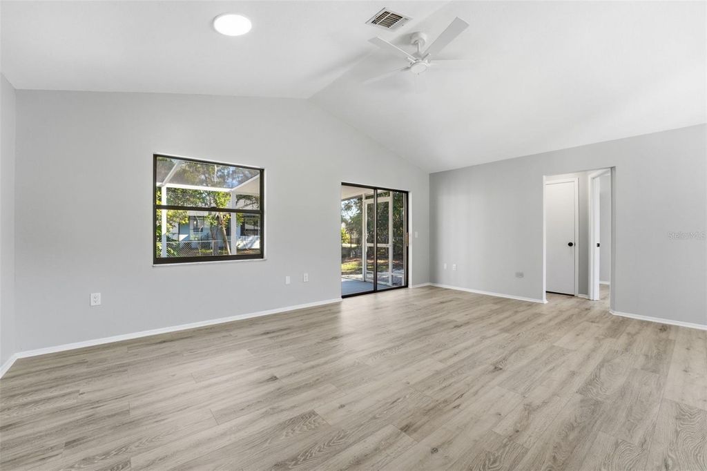 Photo of 5737 Deer Hollow Lane W, Sarasota, FL 34232 (MLS # L4957979)