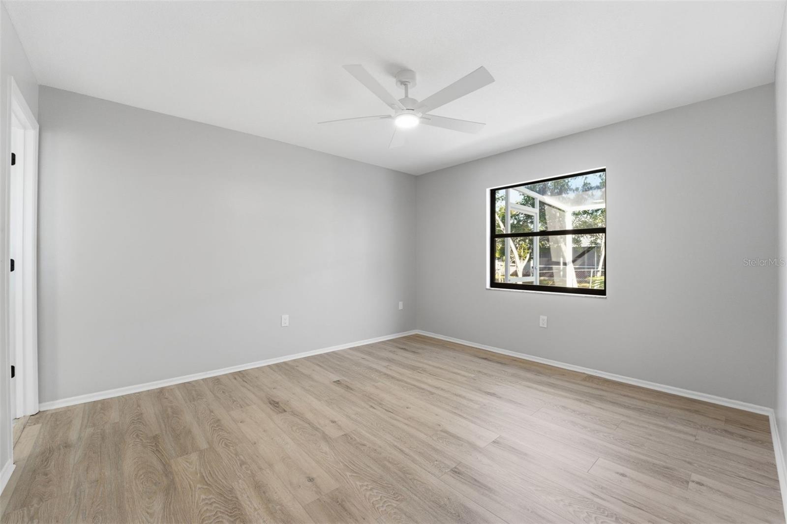 DEER HOLLOW - Residential