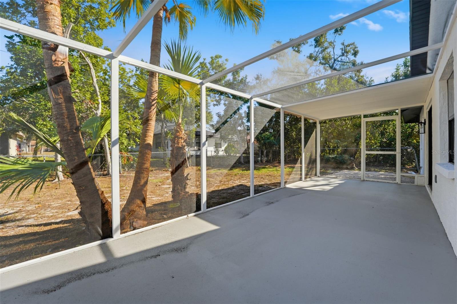 DEER HOLLOW - Residential