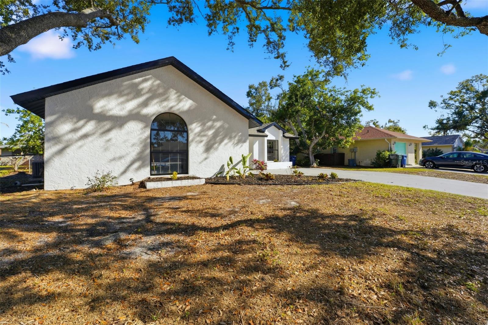 DEER HOLLOW - Residential