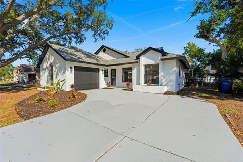 Search Sarasota & Manatee County Homes 99 5737 DEER HOLLOW LANE W SARASOTA FL 34232