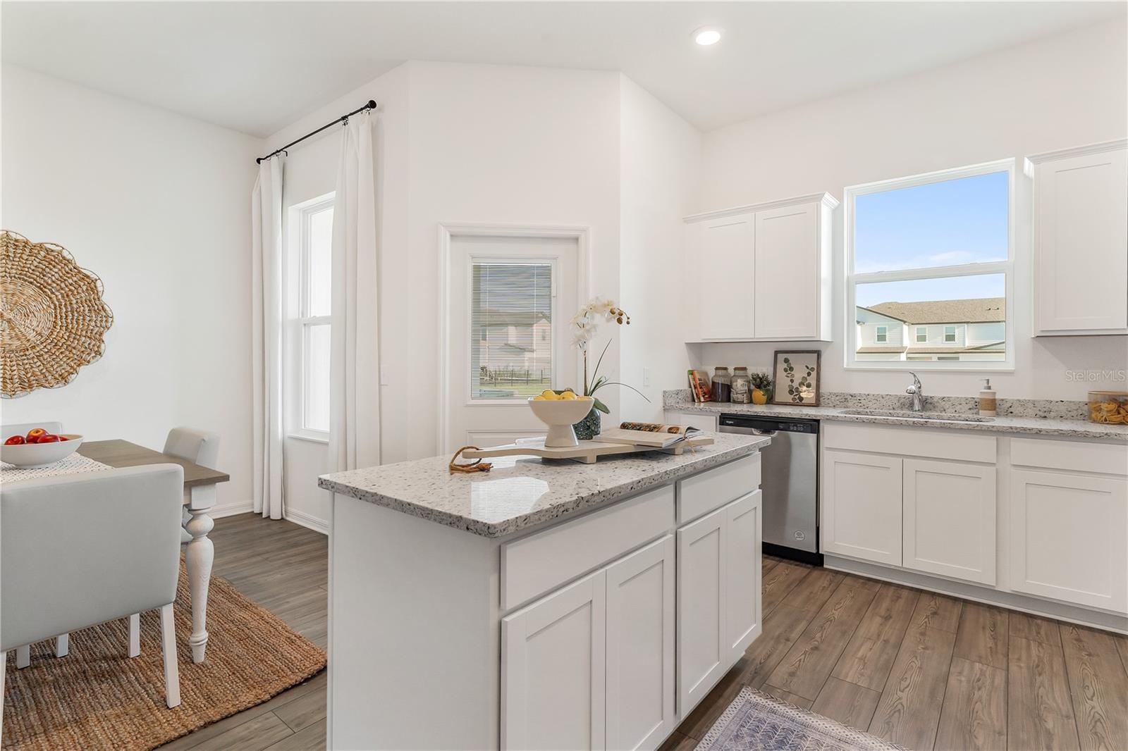 SOL VISTA - Residential