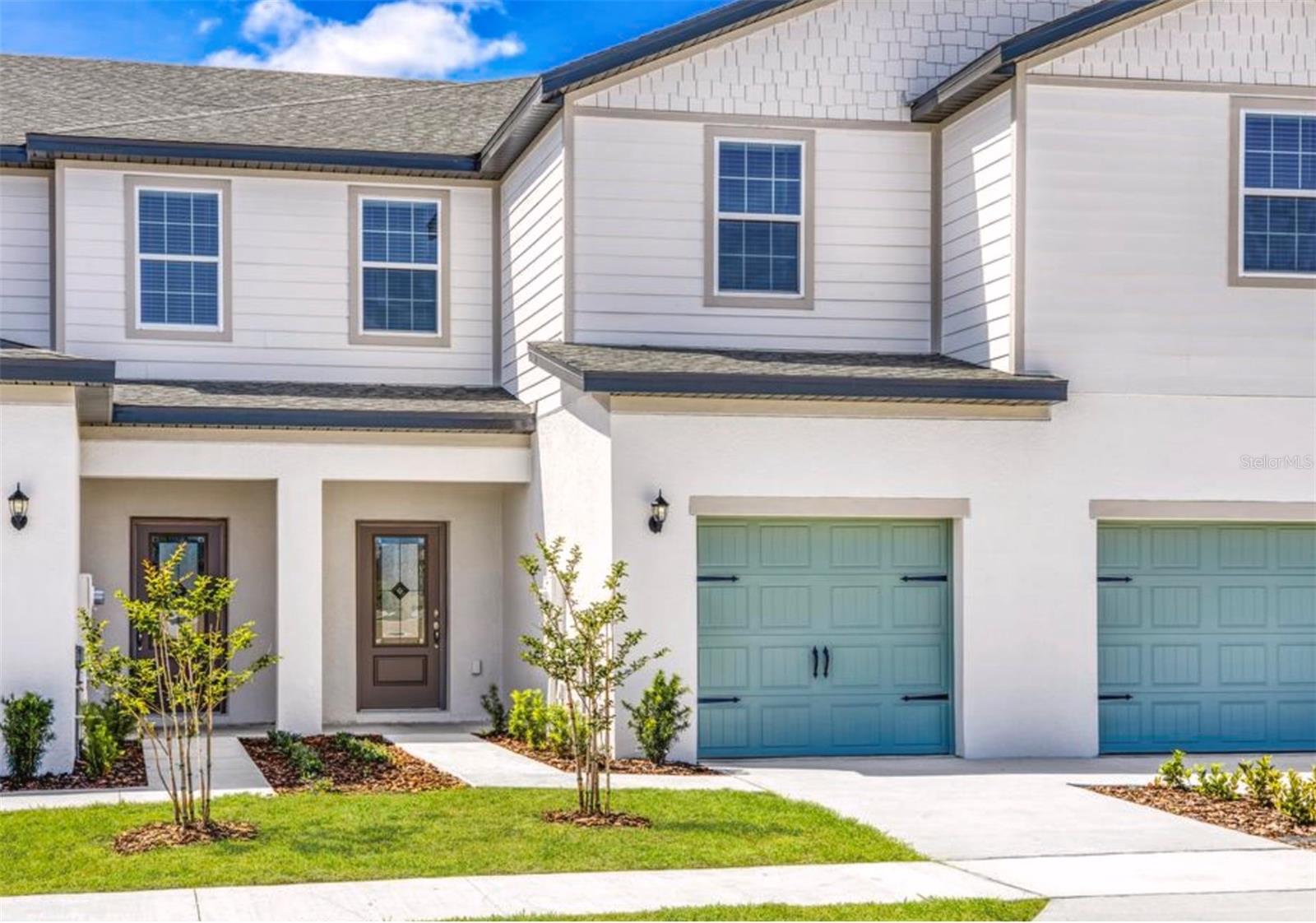 NEW construction, & MOVE IN READY! Seller concessions UP to 4%, USDA 0% down option for qualified buyer. Now's the time to buy!! This stunning new townhouse - the Pensacola floor plan offers a perfect blend of space and style. Its open-concept design and chef-ready kitchen makes it ideal for entertaining, while an upstairs loft provides extra room for work or play. This stunning home is move-in ready and comes equipped with all-new appliances. With three bedrooms, two-and-a-half baths, and multiple walk-in closets, this home is a great fit for anyone, especially first-time homebuyers or people relocating. Plus, it’s in a prime location—just minutes from local sporting fields, beautiful lakes, and all the charming local businesses in Dundee. Best of all? It is less than 20 minutes from Legoland! Do not miss your opportunity to join this great community. Book your private showing today! Please note pictures are from model home of the Pensacola floorplan.