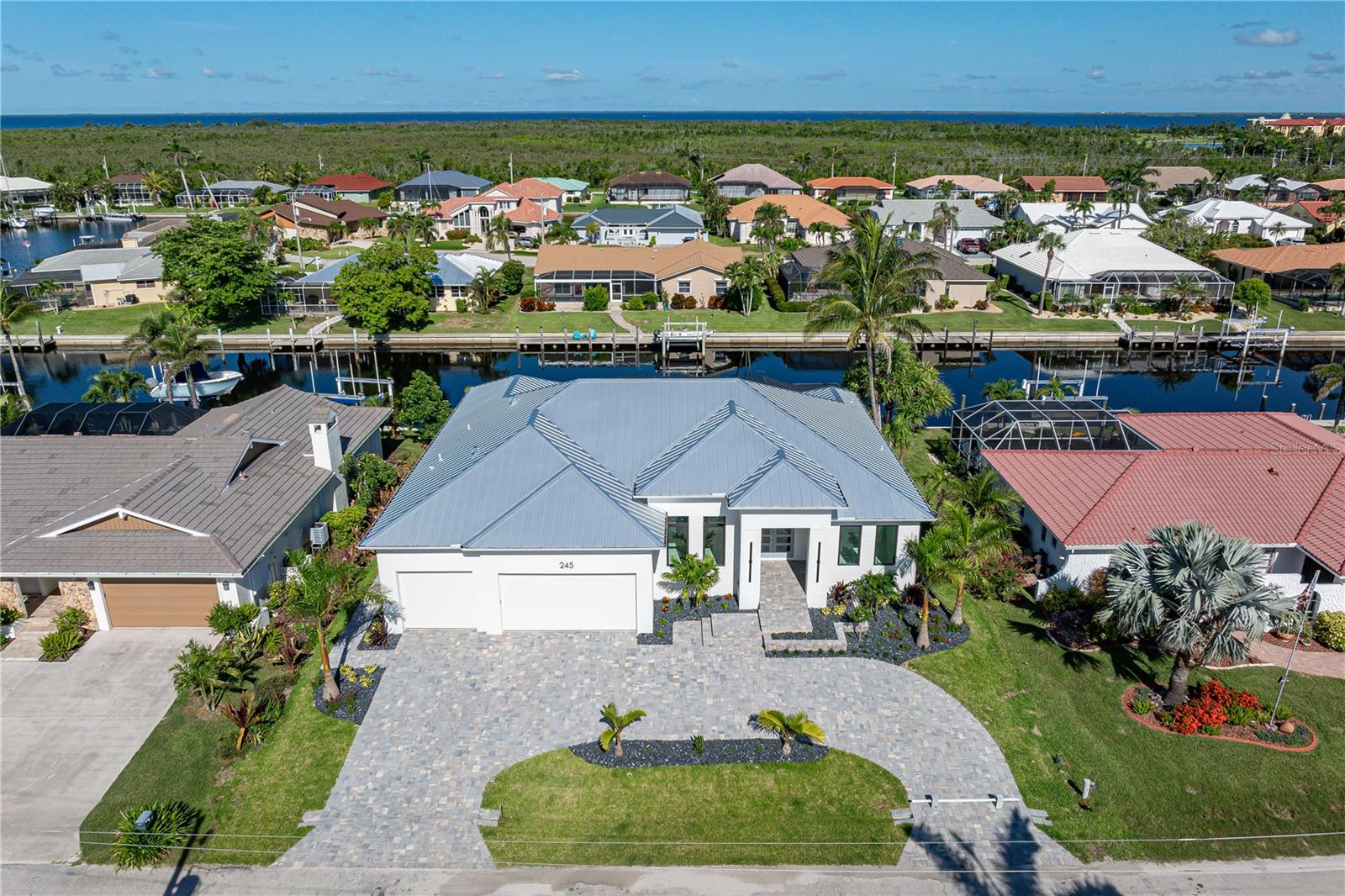 PUNTA GORDA ISLES SEC 06 - Residential