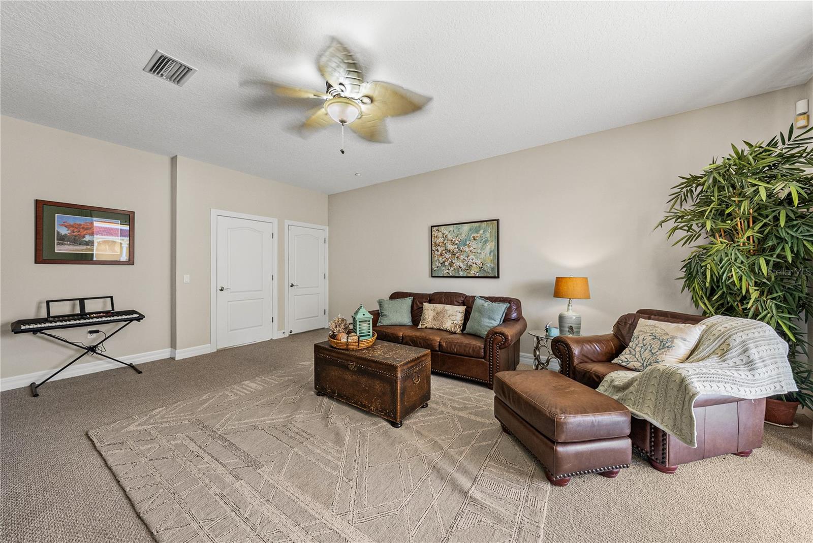 BRISA DEL MAR TWNHMS - Residential