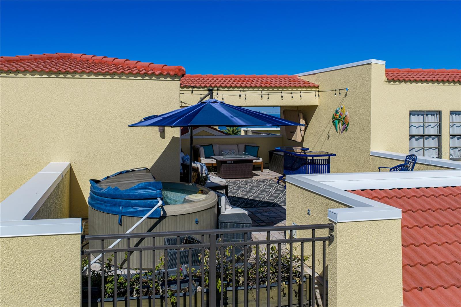 BRISA DEL MAR TWNHMS - Residential