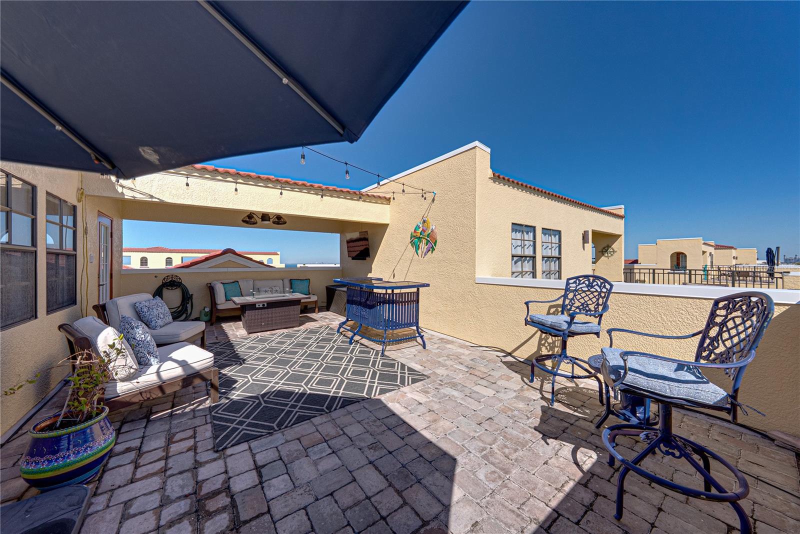 BRISA DEL MAR TWNHMS - Residential