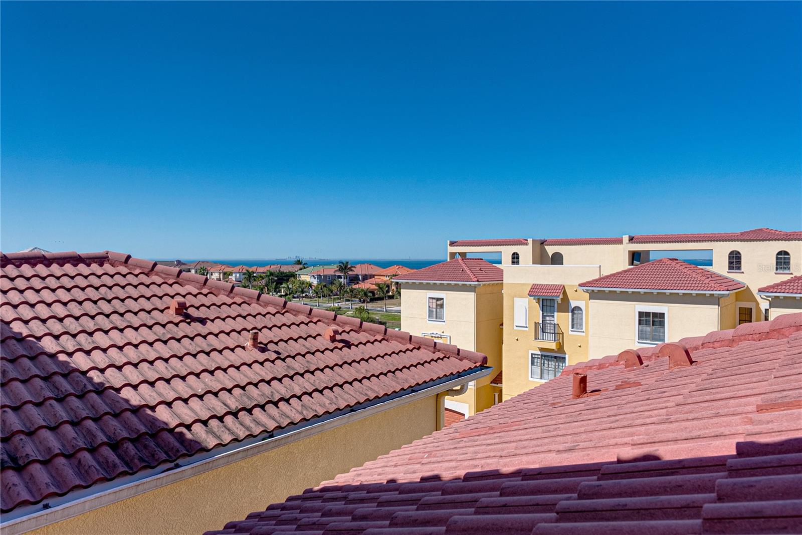 BRISA DEL MAR TWNHMS - Residential