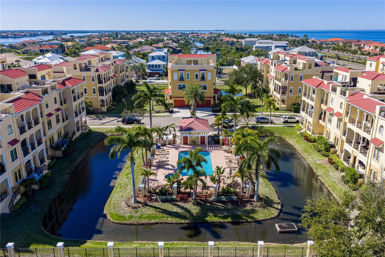 BRISA DEL MAR TWNHMS - Residential