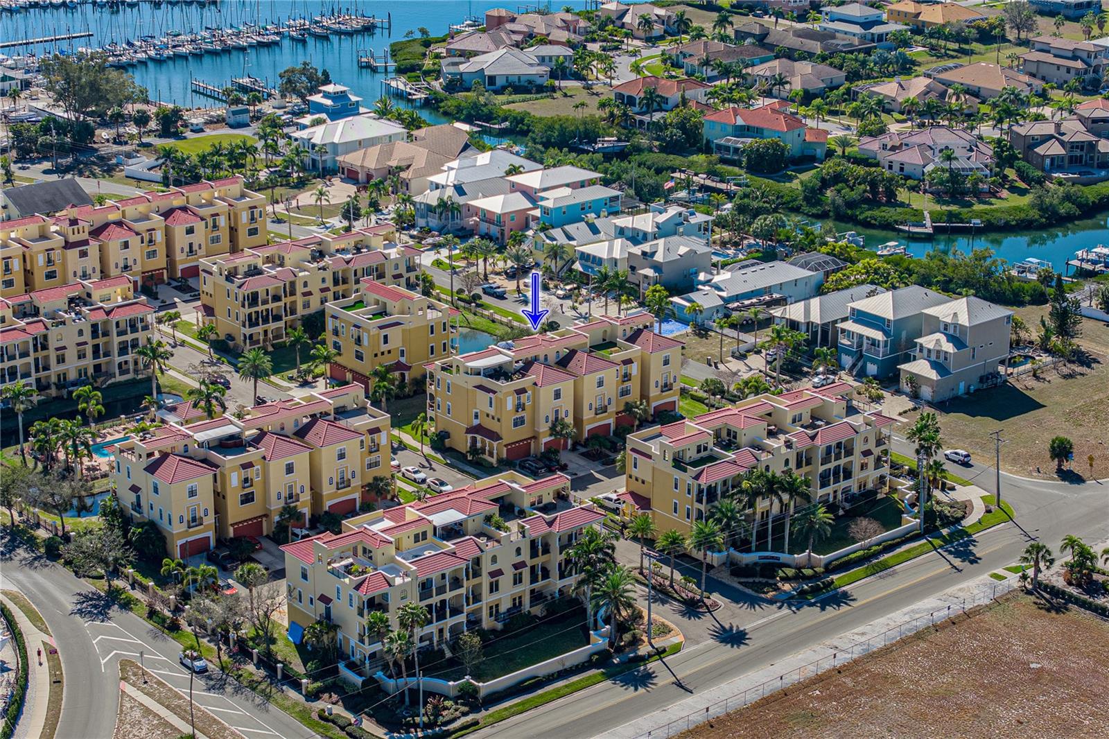 BRISA DEL MAR TWNHMS - Residential