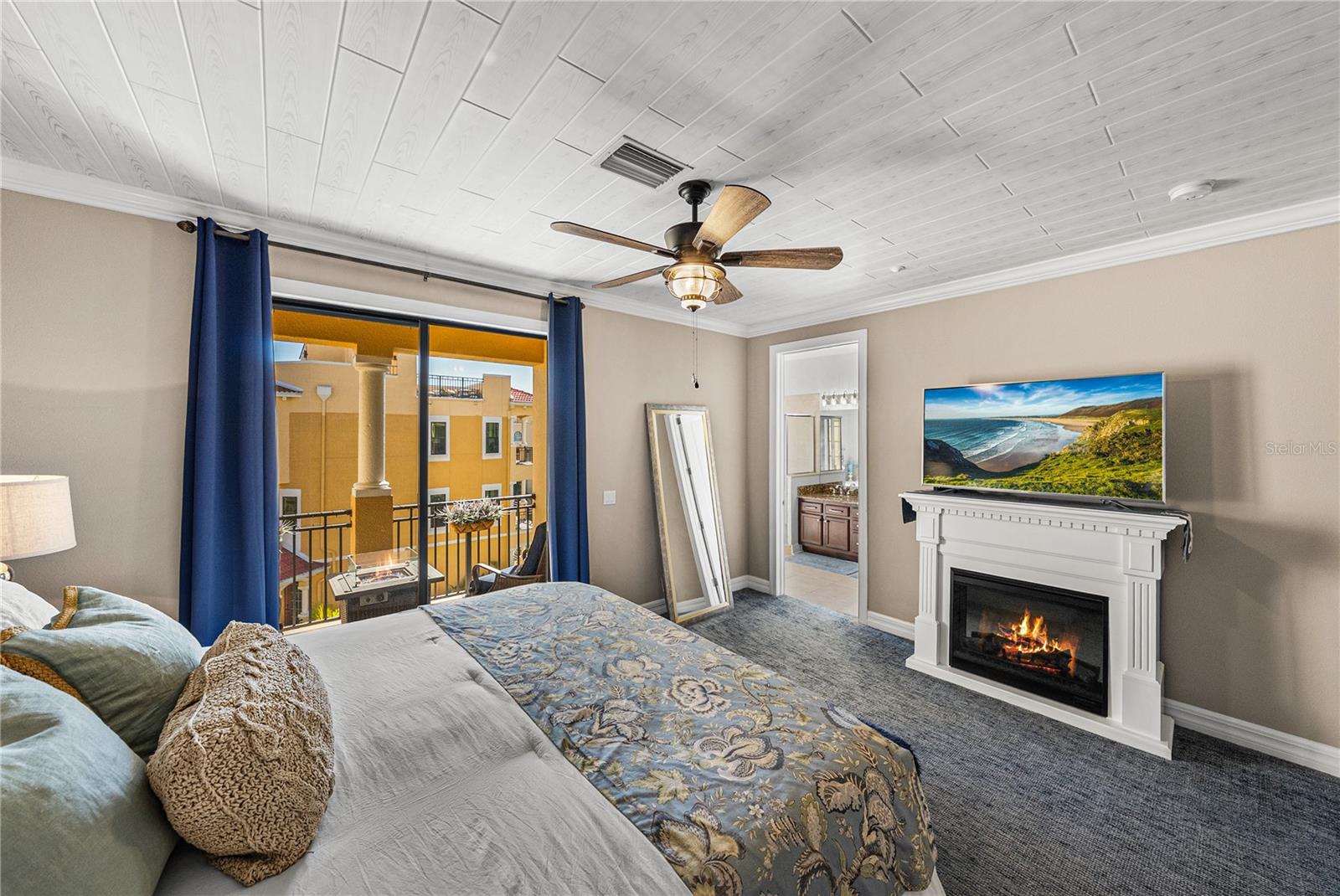 BRISA DEL MAR TWNHMS - Residential